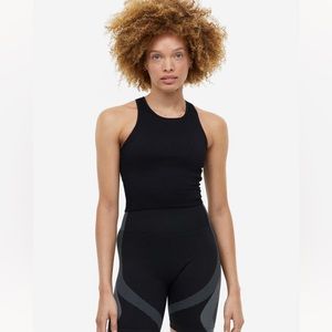 NWOT H&M Sports Bra
